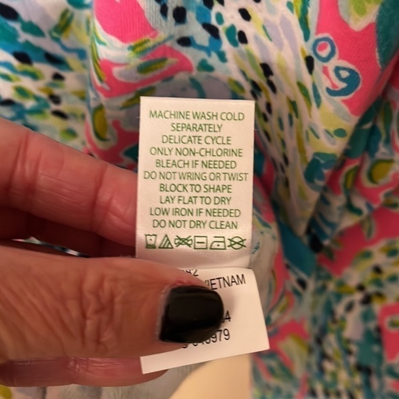 Lilly Pulitzer Skipper Popver Multi Snap Back Sz S EUC - Picture 10 of 10